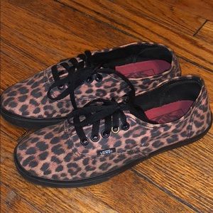 VANS Leopard Print